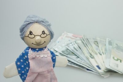 Quiénes pueden acceder a la pensión solidaria en Chile